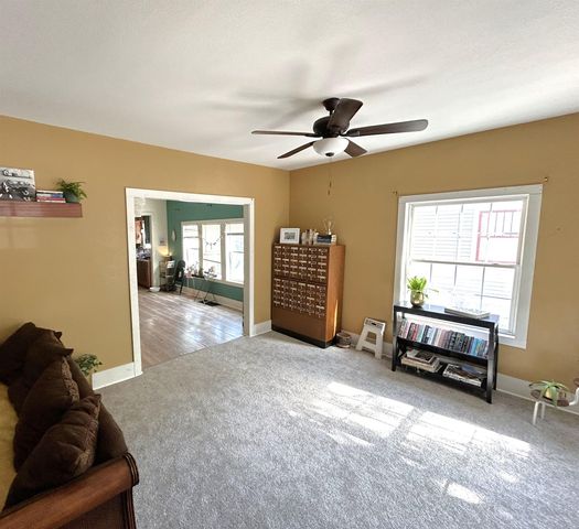 230 S Chautauqua Ave, Wichita, KS 67211