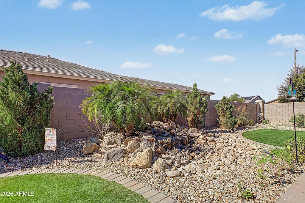 23602 N 167TH Lane, Surprise, AZ 85387 — photo 2