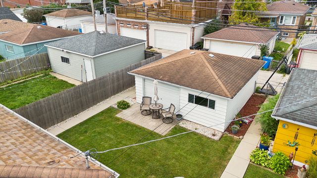 4830 N Nagle Avenue, Chicago, IL 60630