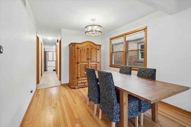 4830 N Nagle Avenue, Chicago, IL 60630