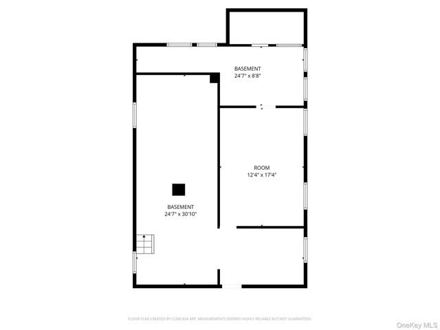 40 Rockville Avenue, Rockville Centre, NY 11570