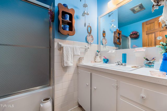 1115 Huffine Road, Johnson City, TN 37604