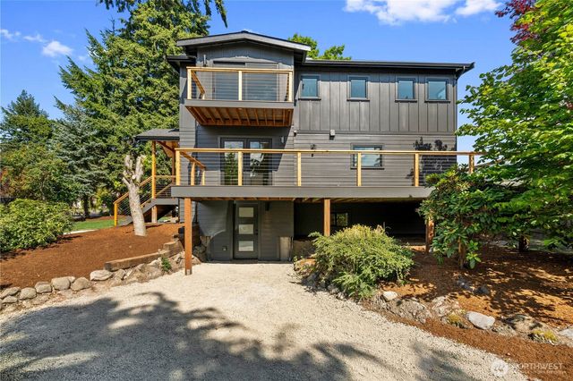9808 224th Street SW, Edmonds, WA 98020