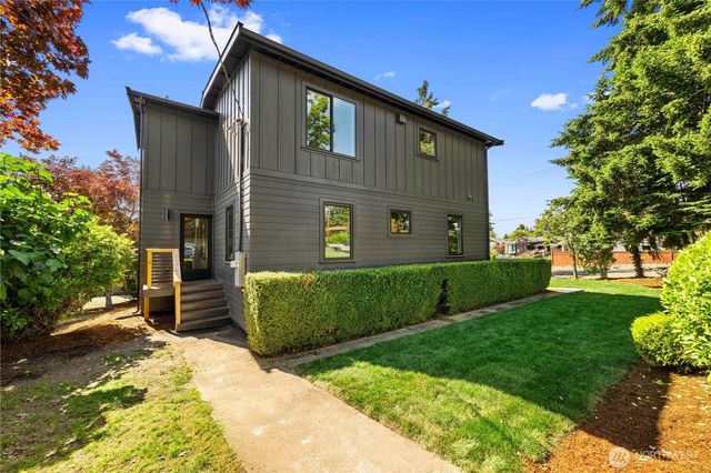 9808 224th Street SW, Edmonds, WA 98020