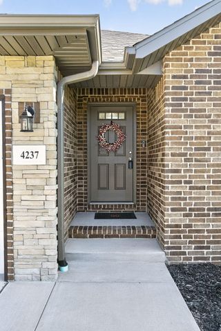 4237 S Hollow Branch Way, Battlefield, MO 65619