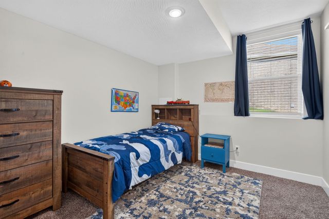 4237 S Hollow Branch Way, Battlefield, MO 65619