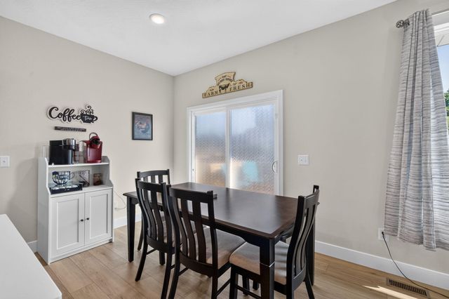 4237 S Hollow Branch Way, Battlefield, MO 65619