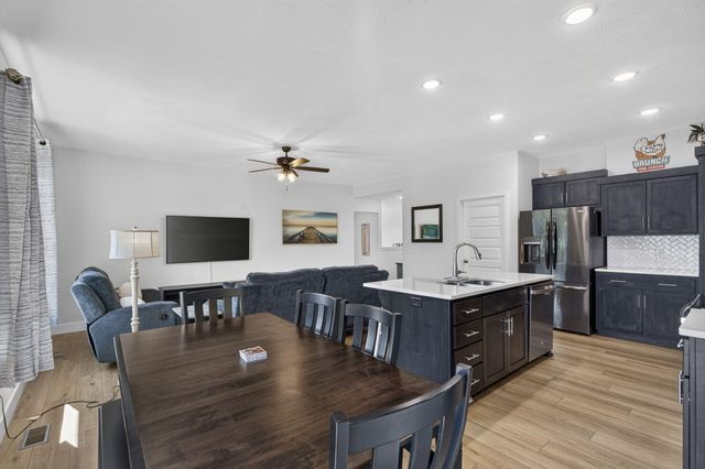 4237 S Hollow Branch Way, Battlefield, MO 65619