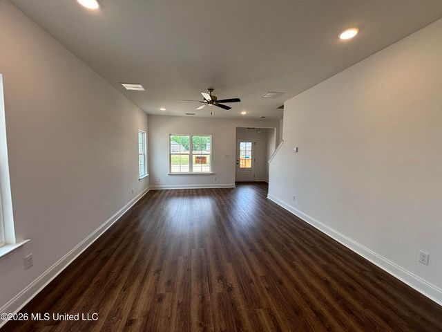 7187 Hickory Hollow Road, Walls, MS 38680