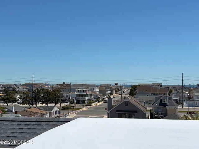 1519 N Bayview Avenue, Seaside Park, NJ 08752