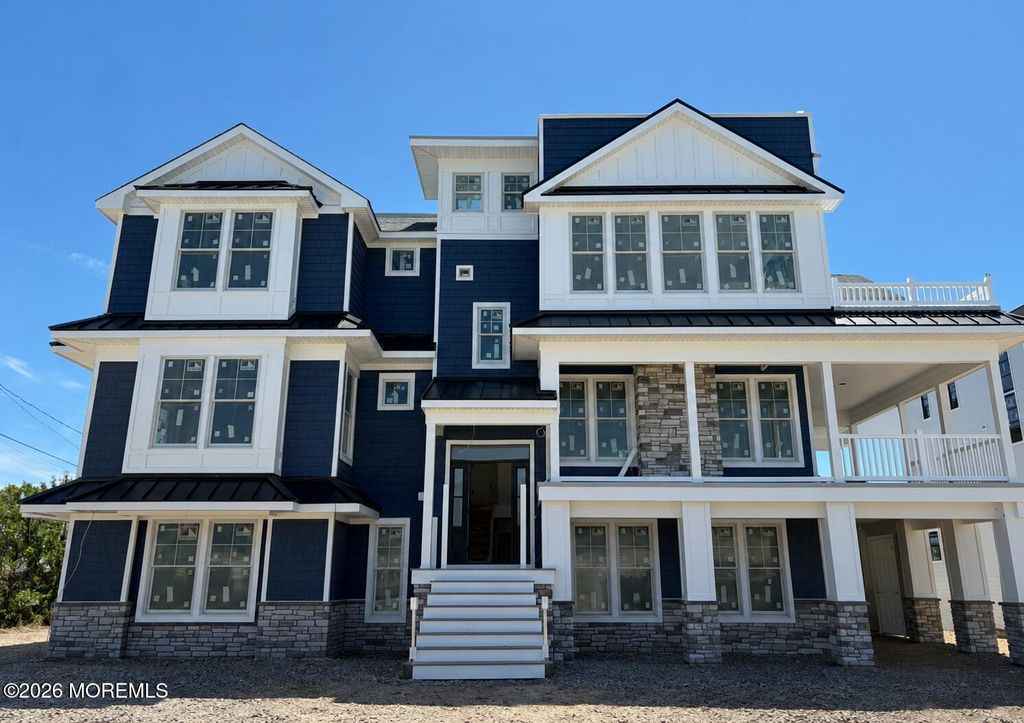 1519 N Bayview Avenue, Seaside Park, NJ 08752