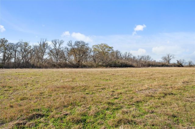 Tract 6 Cr 117, Hungerford, TX 77448