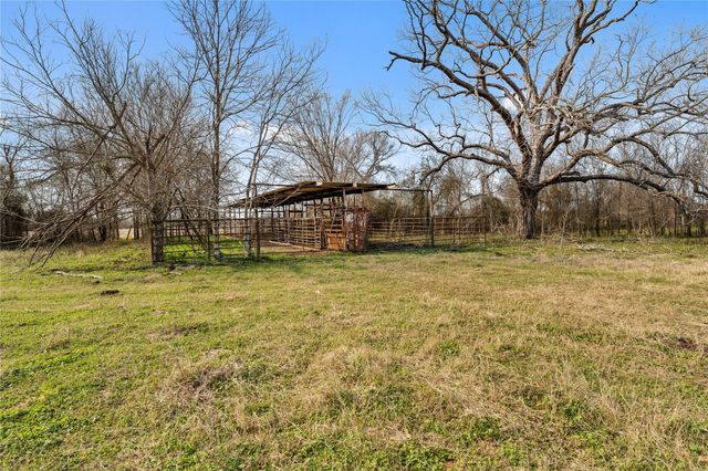 Tract 6 Cr 117, Hungerford, TX 77448