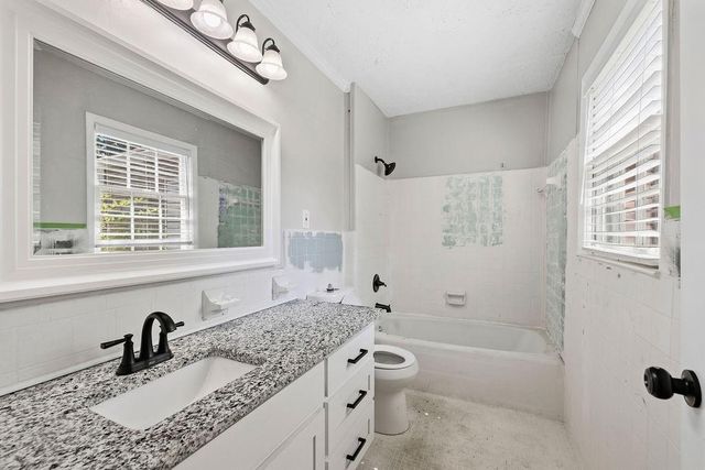 313 Glen Iris Drive, Monroe, GA 30655
