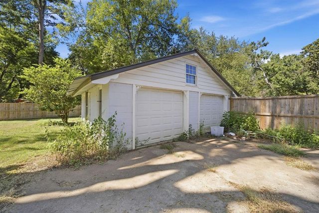 313 Glen Iris Drive, Monroe, GA 30655