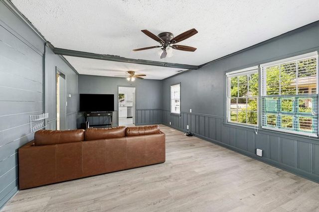 313 Glen Iris Drive, Monroe, GA 30655