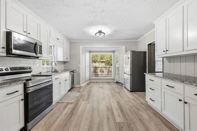 313 Glen Iris Drive, Monroe, GA 30655