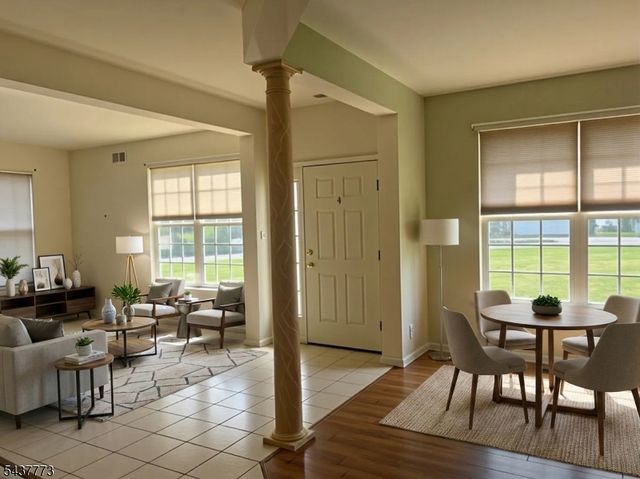 9 Buckingham Cir, White Twp., NJ 07823