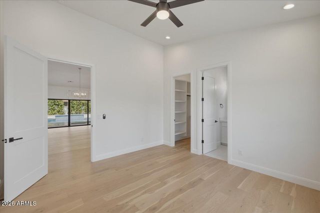 6050 E HOLLYHOCK Street, Phoenix, AZ 85018