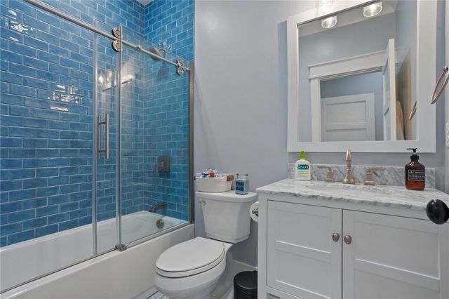 148 Cedar Bluff Court, Six Mile, SC 29682