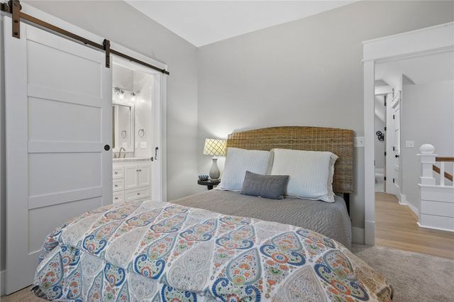 148 Cedar Bluff Court, Six Mile, SC 29682