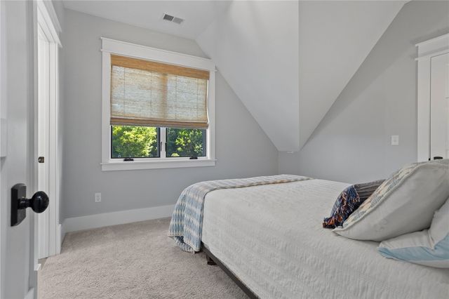 148 Cedar Bluff Court, Six Mile, SC 29682