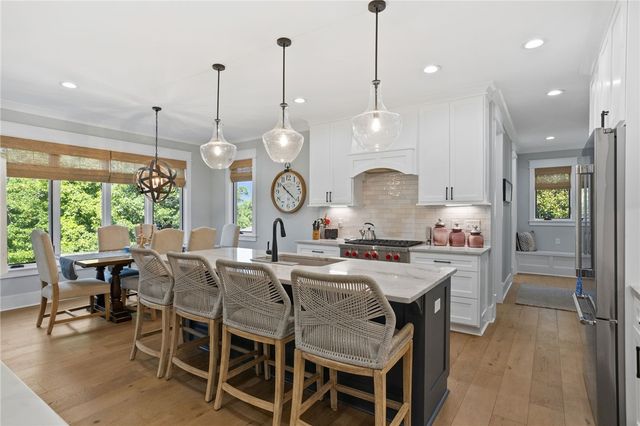 148 Cedar Bluff Court, Six Mile, SC 29682