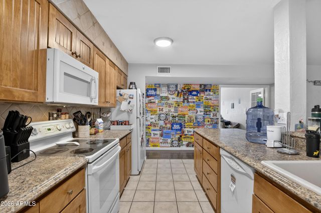 123 E ERIE Drive, Tempe, AZ 85282