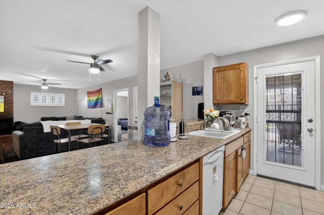 123 E ERIE Drive, Tempe, AZ 85282