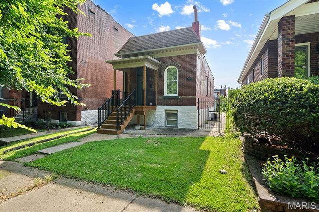 2654 Pennsylvania Avenue, St Louis, MO 63118