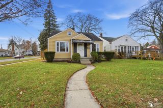 1703 S Custer Road, Monroe, MI 48161