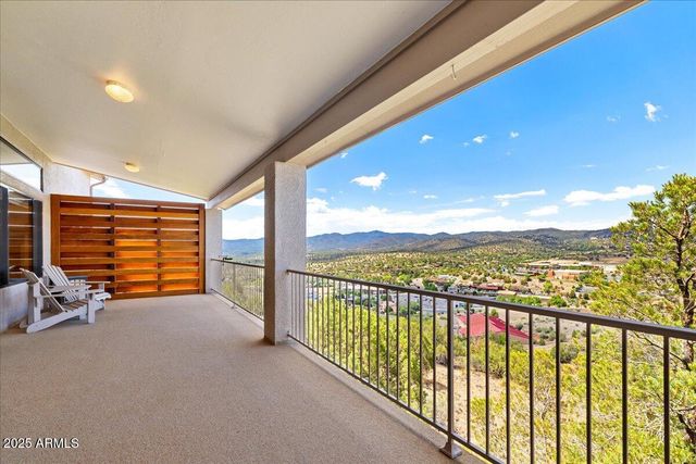 528 Miracle Rider Road, Prescott, AZ 86301