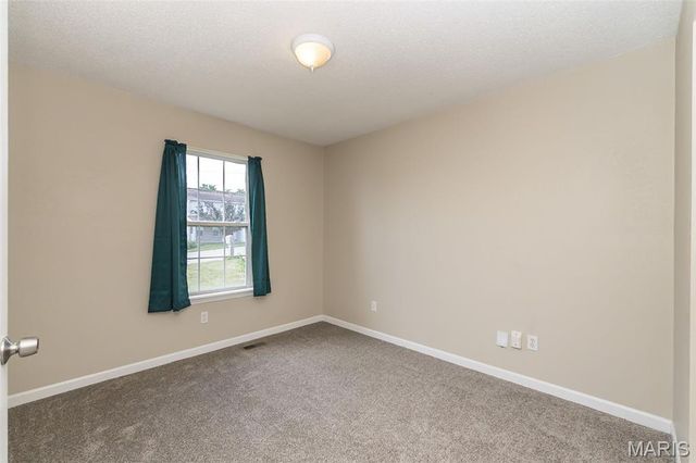 563 Great Plains Drive, House Springs, MO 63051