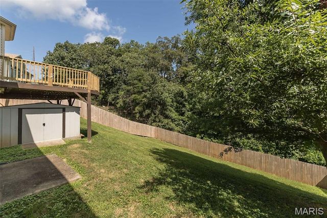 563 Great Plains Drive, House Springs, MO 63051