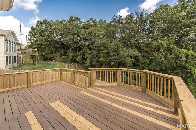 563 Great Plains Drive, House Springs, MO 63051