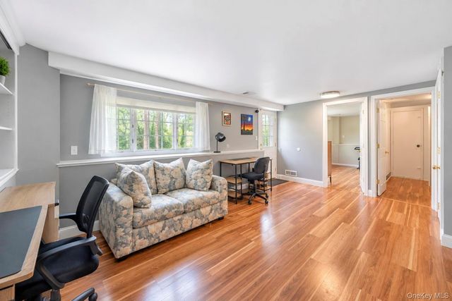 25 Marlboro Drive, Port Jefferson Station, NY 11776