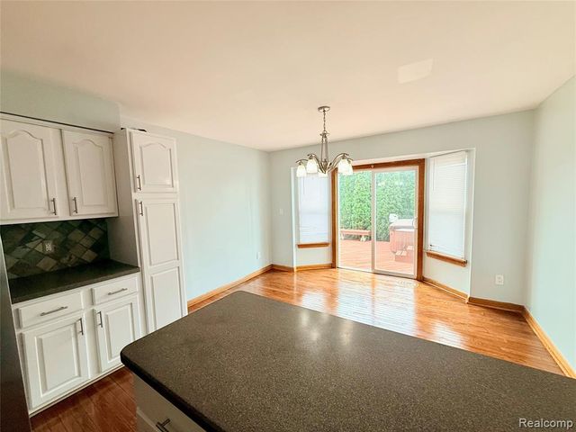 25992 Briar Towne Boulevard, Chesterfield, MI 48051