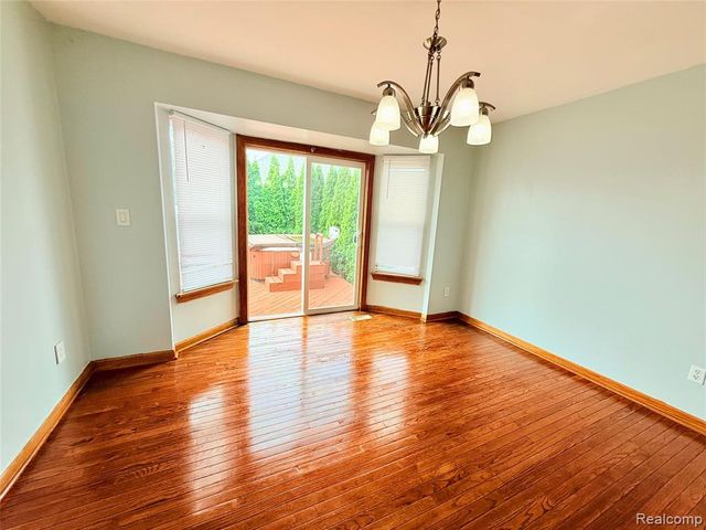 25992 Briar Towne Boulevard, Chesterfield, MI 48051