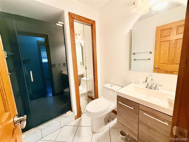 25992 Briar Towne Boulevard, Chesterfield, MI 48051