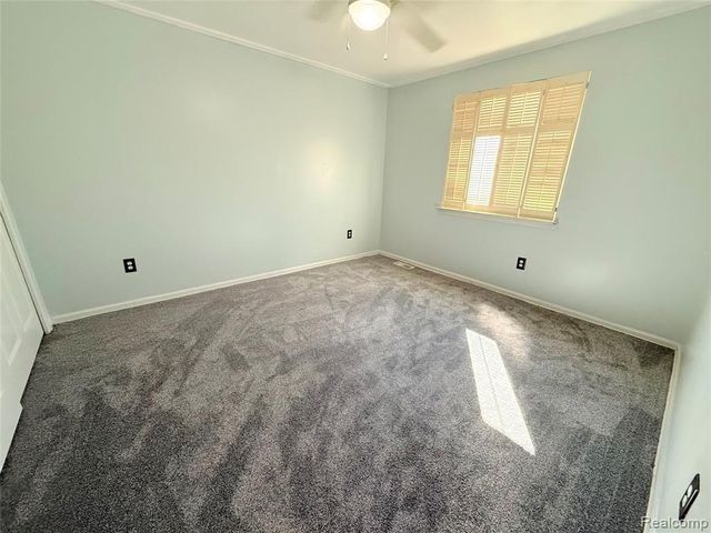 25992 Briar Towne Boulevard, Chesterfield, MI 48051