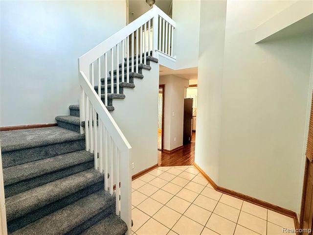 25992 Briar Towne Boulevard, Chesterfield, MI 48051