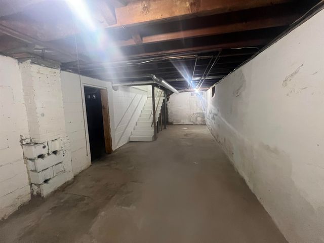 153 S McComas, Wichita, KS 67213