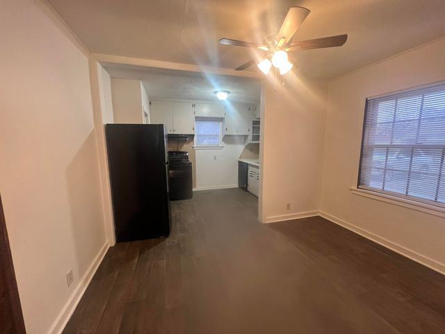 153 S McComas, Wichita, KS 67213