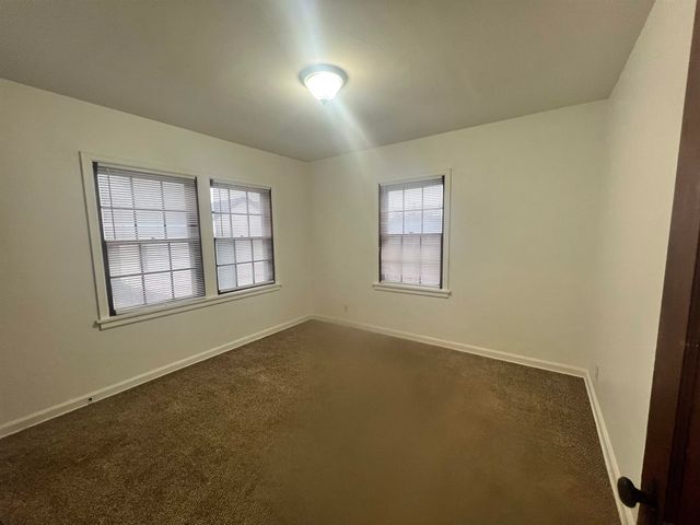 153 S McComas, Wichita, KS 67213