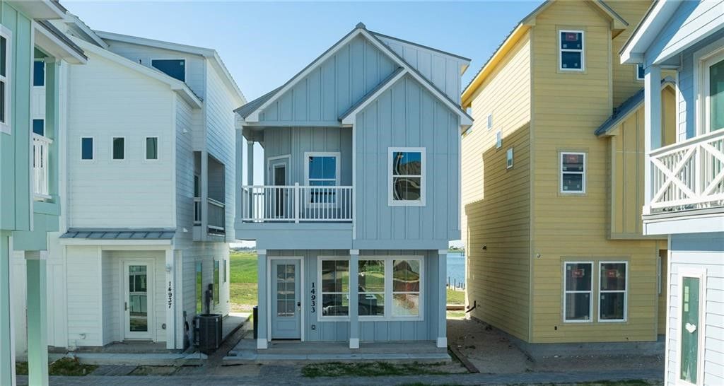 14933 Leeward Dr, Corpus Christi, TX 78418