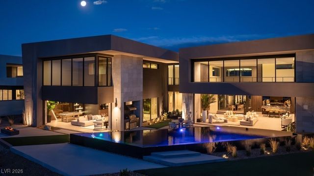 12 Chisel Crest Court, Henderson, NV 89012