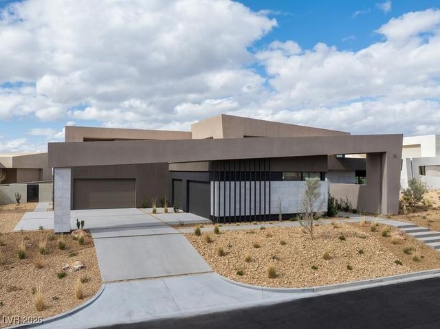 12 Chisel Crest Court, Henderson, NV 89012