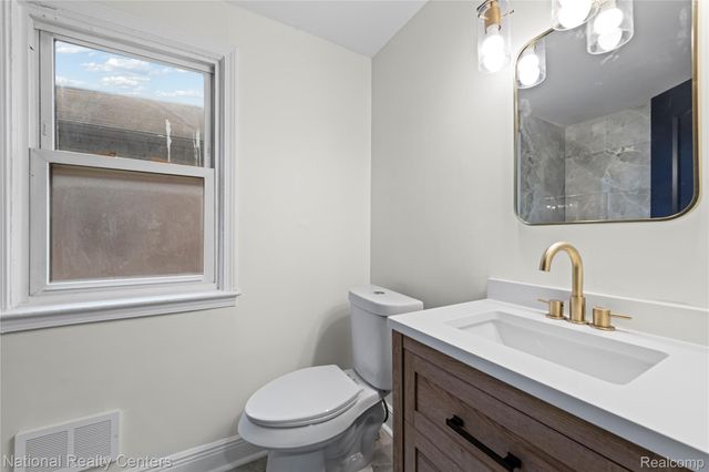 18618 Kentucky Street, Detroit, MI 48221