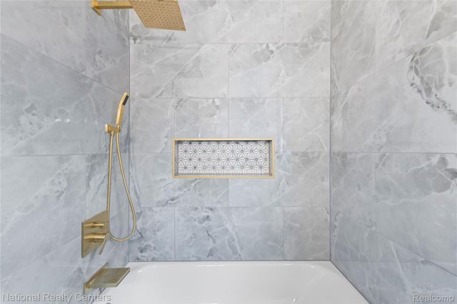 18618 Kentucky Street, Detroit, MI 48221