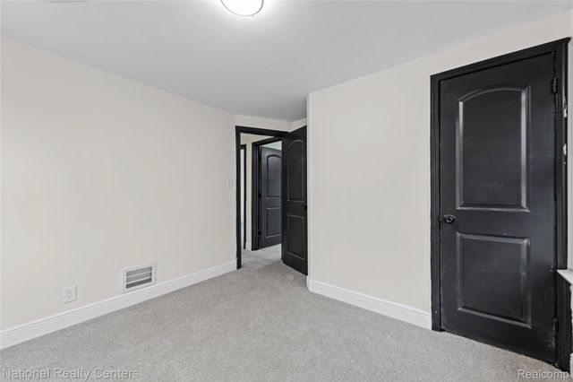 18618 Kentucky Street, Detroit, MI 48221